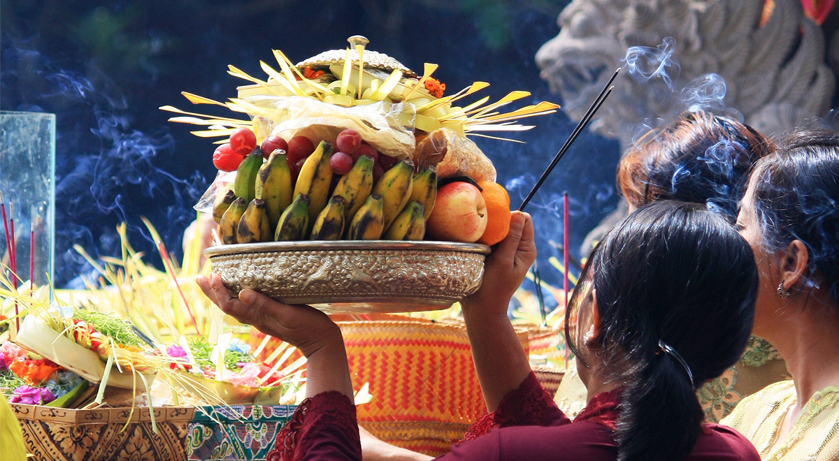 balinese-offering